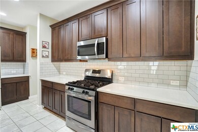 529 Lacey Oak Loop, San Marcos, TX 78666 - photo 7