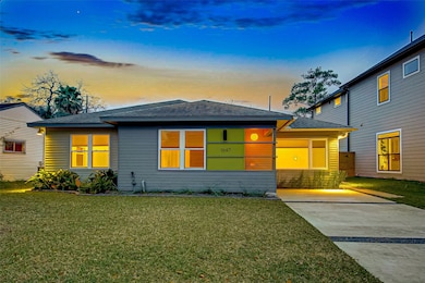 1647 Viking Dr, Houston, TX 77018 - photo 4