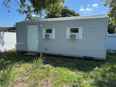 11751 SW 190th Terrace unit 1A, Miami, FL 33177 - photo 2