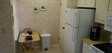 Kitchen with eat-in area