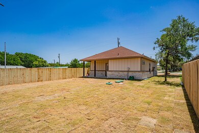 1608 Ridgeview Trail, Granbury, TX 76048 - photo 3