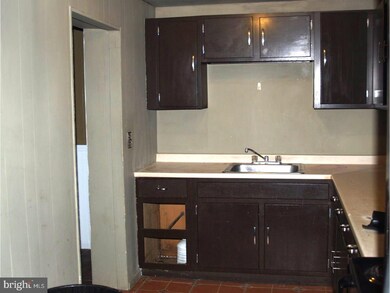 214 N 7th St, Allentown, PA 18102 - photo 5