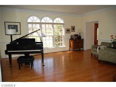Living Room - Formal Living Room with hardwood flo