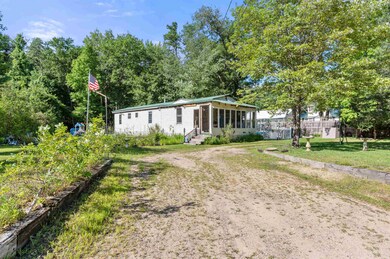 47 Webster Lake Rd, Franklin, NH 03235 - photo 4