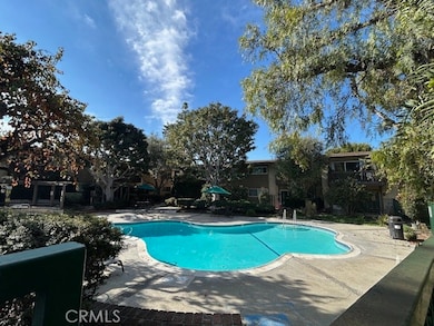 3050 S Bristol St unit 2M, Santa Ana, CA 92704 - photo 2