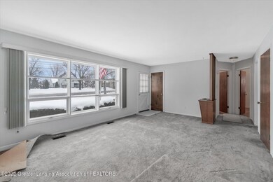08-5901-W-Willow-Hwy-WindowStill-Real-Es