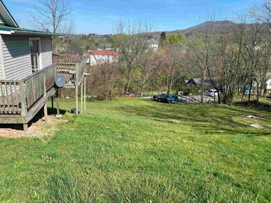 147 Bertha St, Pulaski, VA 24301 - photo 4