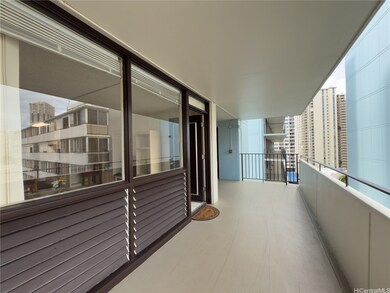 The Kalia unit 1201B, Honolulu, HI 96815 - photo 2
