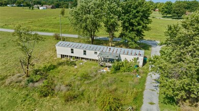 Mobile home - uninhabitable