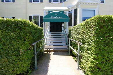 45 Ayrault St unit 1, Newport, RI 02840 - photo 3