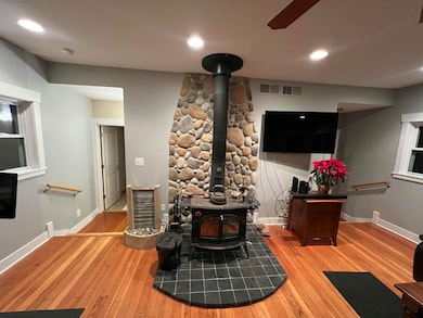 4222 Maple Dr, Delavan, WI 53115 - photo 5