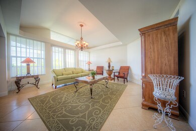 90 Seaside North Court