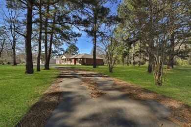 26085 Pecan Grove, Cleveland, TX 77328 - photo 4