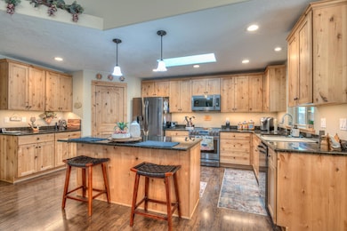 17024 Kingsburg Rd., Bend, OR - 21