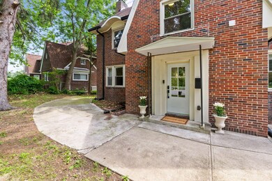 992 N Nelson Rd (EXTERIOR)-7