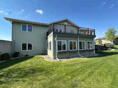 3017 Maui Dr, Mitchell, SD 57301 - photo 6