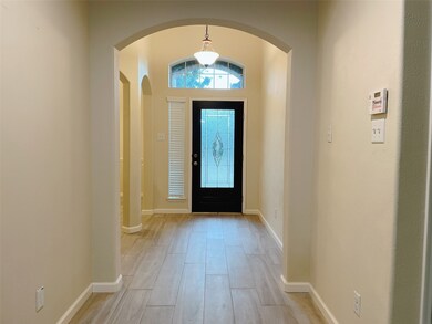 8202 Garrison Point Dr, Houston, TX 77040 - photo 3