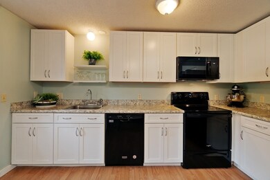 236 Burlingame Rd unit E, Charlton, MA 01507 - photo 4