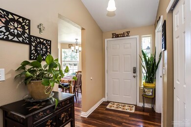 2156 SW 28th St, Redmond, OR 97756 - photo 4