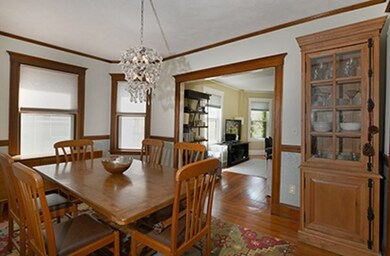 17 Bartlett Crescent unit 1, Brookline, MA 02446 - photo 4