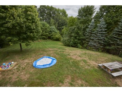 19 Fairfield Rd, Sandown, NH 03873 - photo 7