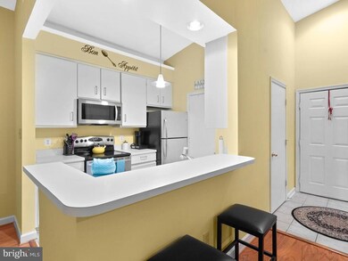 3309 Sir Thomas Dr unit 41, Silver Spring, MD 20904 - photo 6