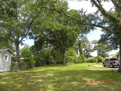 Land/Lot.