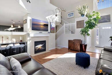 11311 Great room gas fireplace vaulted c