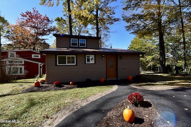 8 Park Ave, Middle Grove, NY 12850 - photo 5