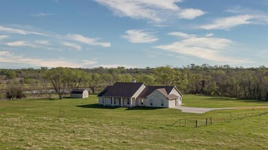 337 Oil Field Rd, Ennis, TX 75119 - photo 6