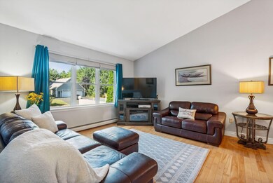 6 Aspen St, Old Orchard Beach, ME 04064 - photo 7