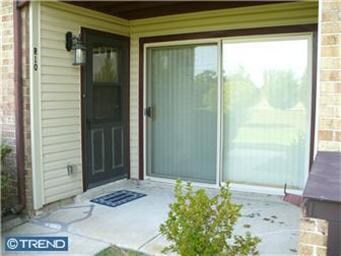 1475 Mount Holly Rd unit R10, Beverly, NJ 08010 - photo 2