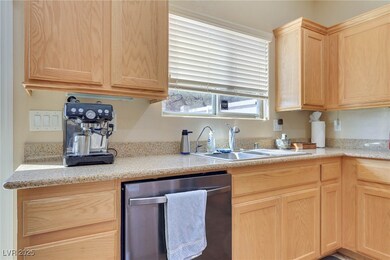 8407 Sequoia Grove Ave, Las Vegas, NV 89149 - photo 7