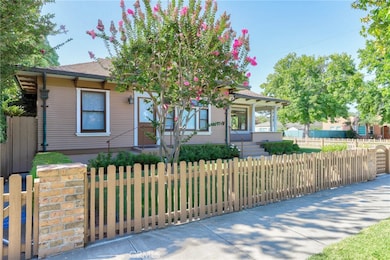 704 E Maple Ave, Orange, CA 92866 - photo 5