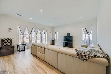 5714 Kings Bluff Ave, Las Vegas, NV 89131 - photo 4