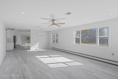 1 Redlands Ct, Toms River, NJ 08757 - photo 5