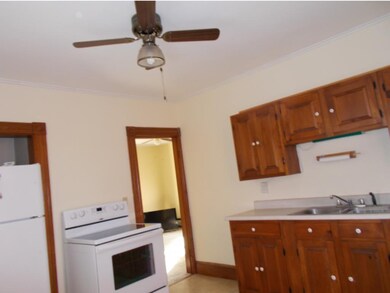 91 Lancaster Ave, Manchester, NH 03103 - photo 3