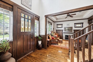 Beautiful craftsman style home with dramatic stain