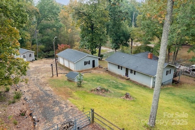 7101 Signer Rd, Charlotte, NC 28278 - photo 2