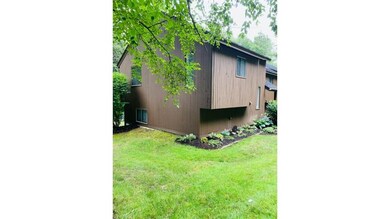 253 Old Quechee Rd unit 5E, Hartford, VT 05001 - photo 3