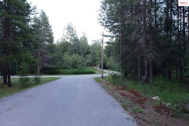 Well maintained county road leads to the neighborh