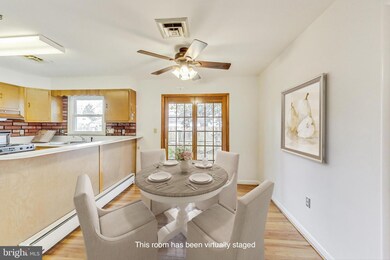 98 Spring Valley Dr, Annapolis, MD 21403 - photo 4