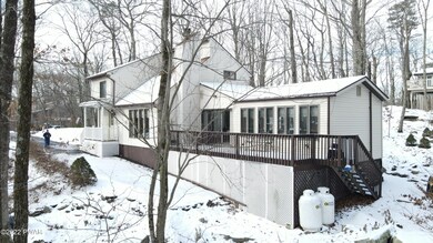 801 Whipple Tree Ct W, Lords Valley, PA 18428 - photo 3