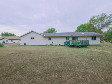 1215 E Lake Geneva Rd NE unit NE, Alexandria, MN 56308 - photo 5