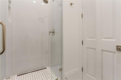 5226 Magazine St, New Orleans, LA 70115 - photo 6