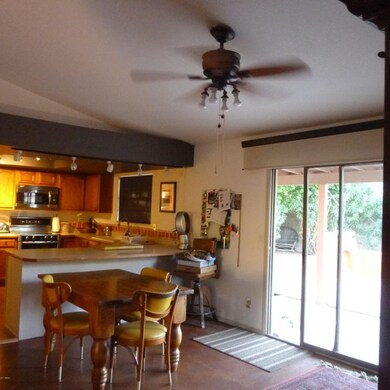 Huber dining room kitchen