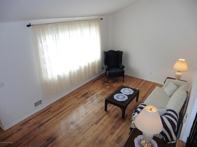 667 Hopping Rd, Belford, NJ 07718 - photo 5