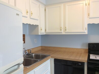 421 Pamlico St unit JK-4, Columbus, OH 43228 - photo 5