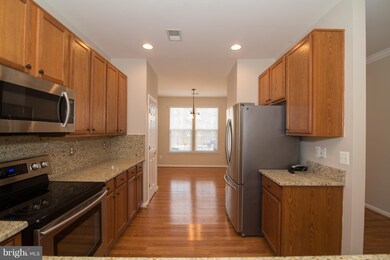 3935 Great Harvest Ct, Dumfries, VA 22025 - photo 7