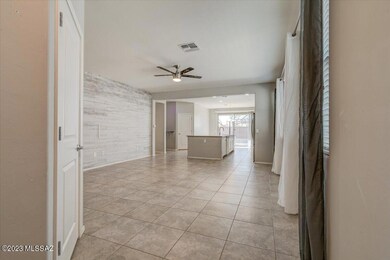01-6574 E Via Jardin Verde-1